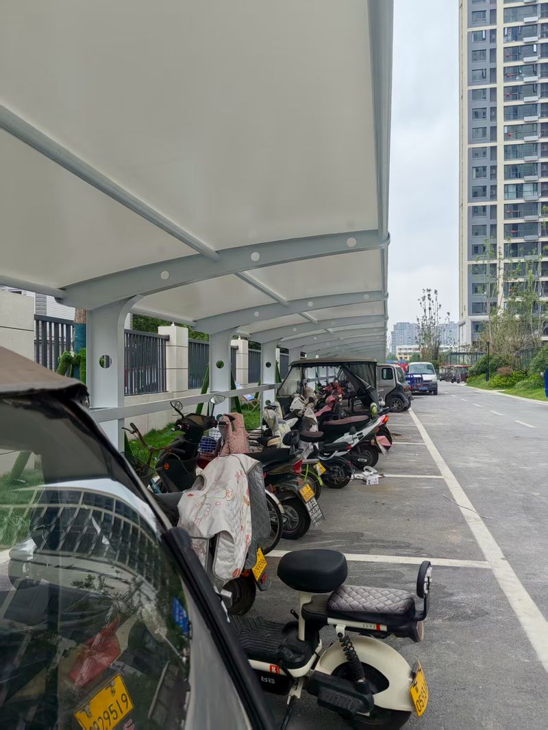 新飛建業(yè)府2期電車棚